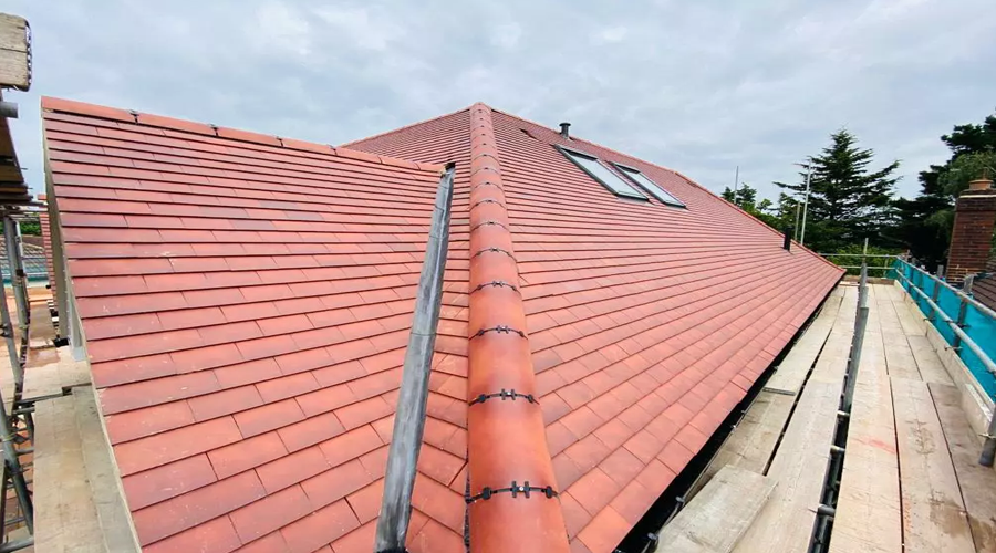 Read more about the article New Build & Extension Roof Installations with Storm-Proof Roofing